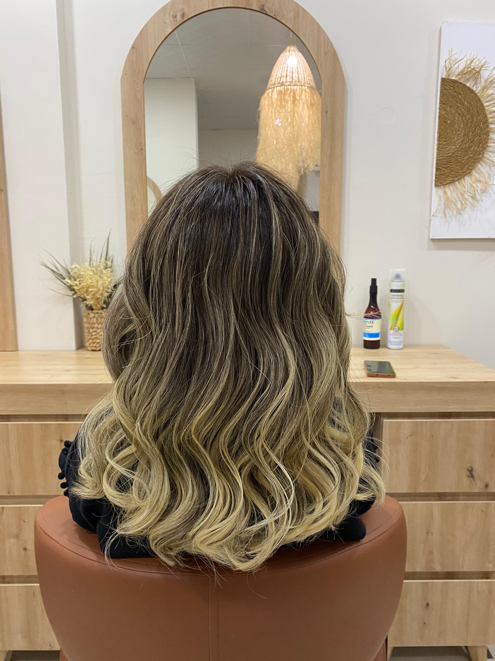 Gülcan inci hair salon