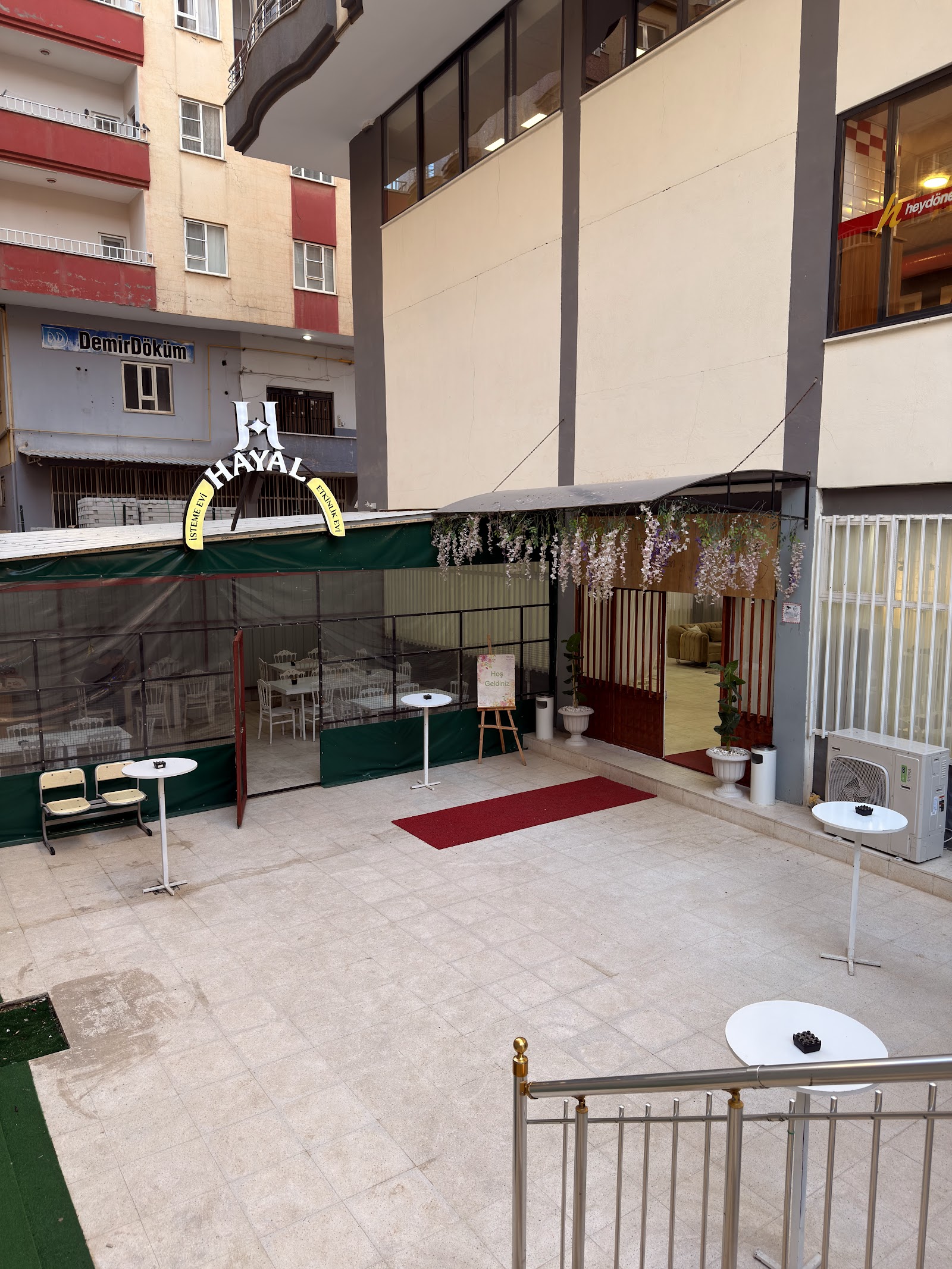 Hayal Davet Evi