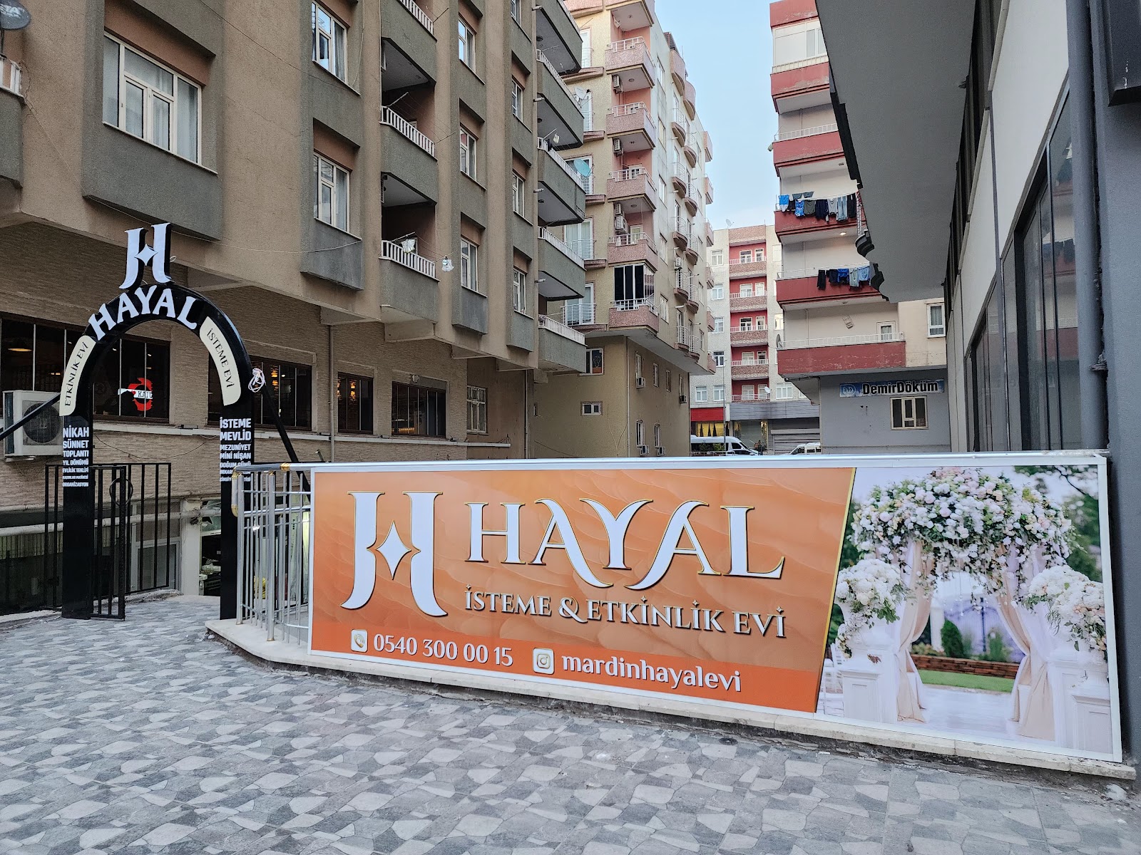 Hayal Davet Evi
