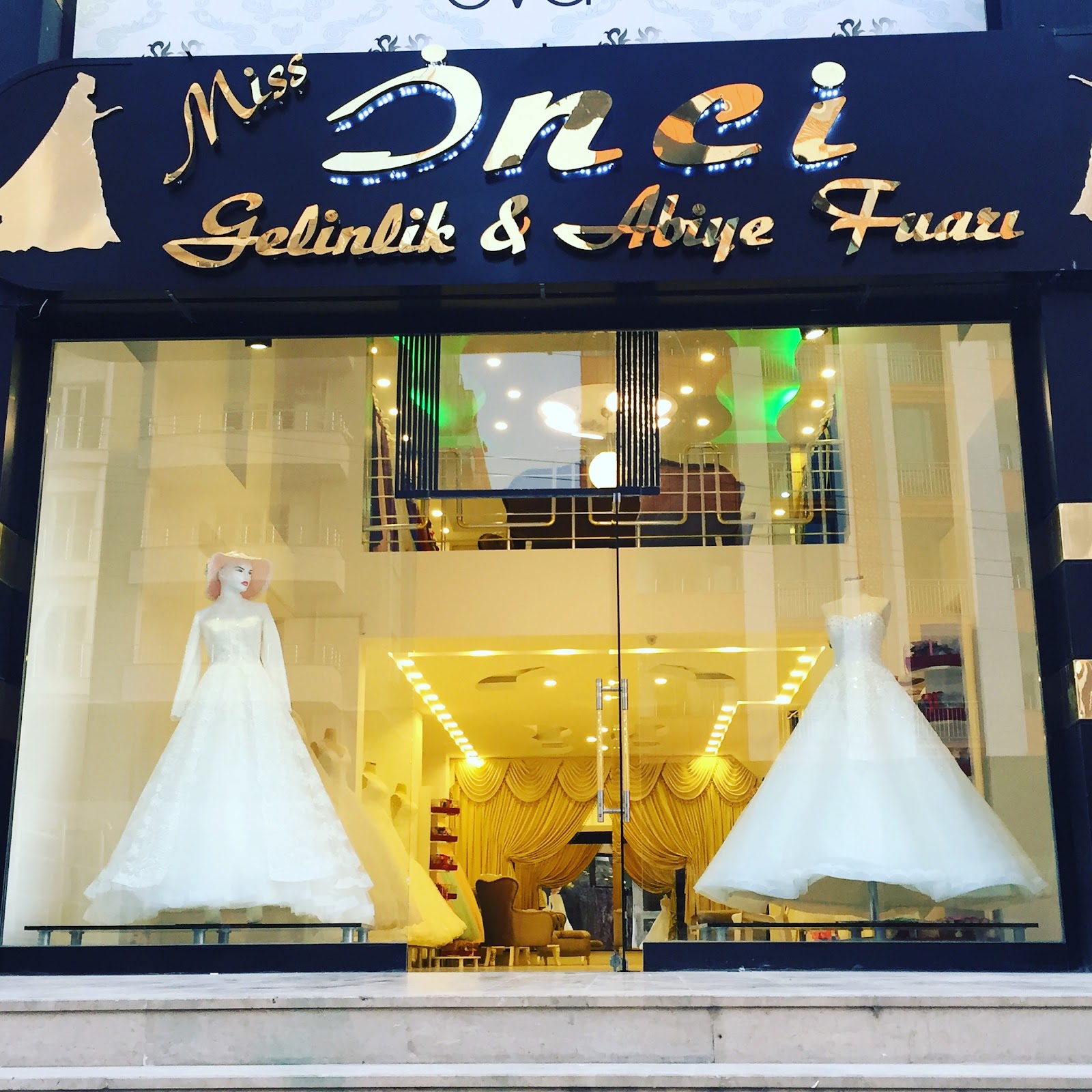Miss İnci Abiye & Gelinlik Fuari kır düğünü mekanı — Kızıltepe